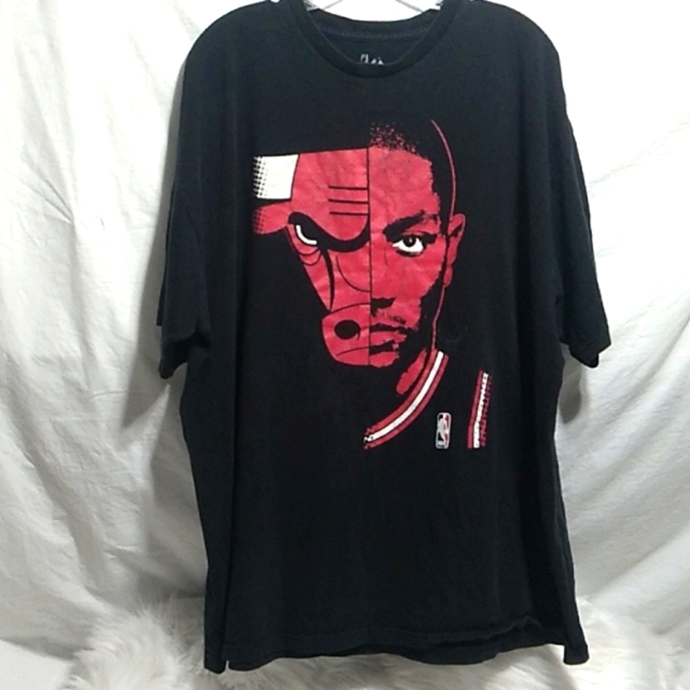 FLASH SALE! Vintage NBA Majestic Derrick Rose/Chicago Bulls Face Shirt
